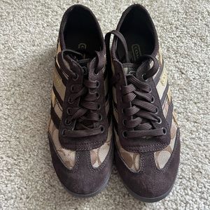 Coach brown shoes size 6